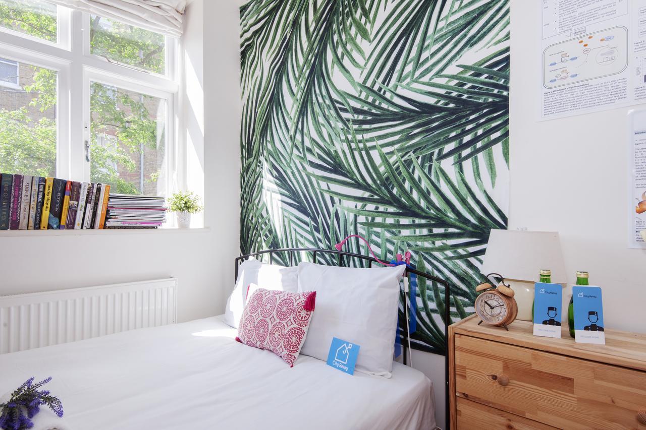 Bright Gratton Road Apartment London Exterior foto